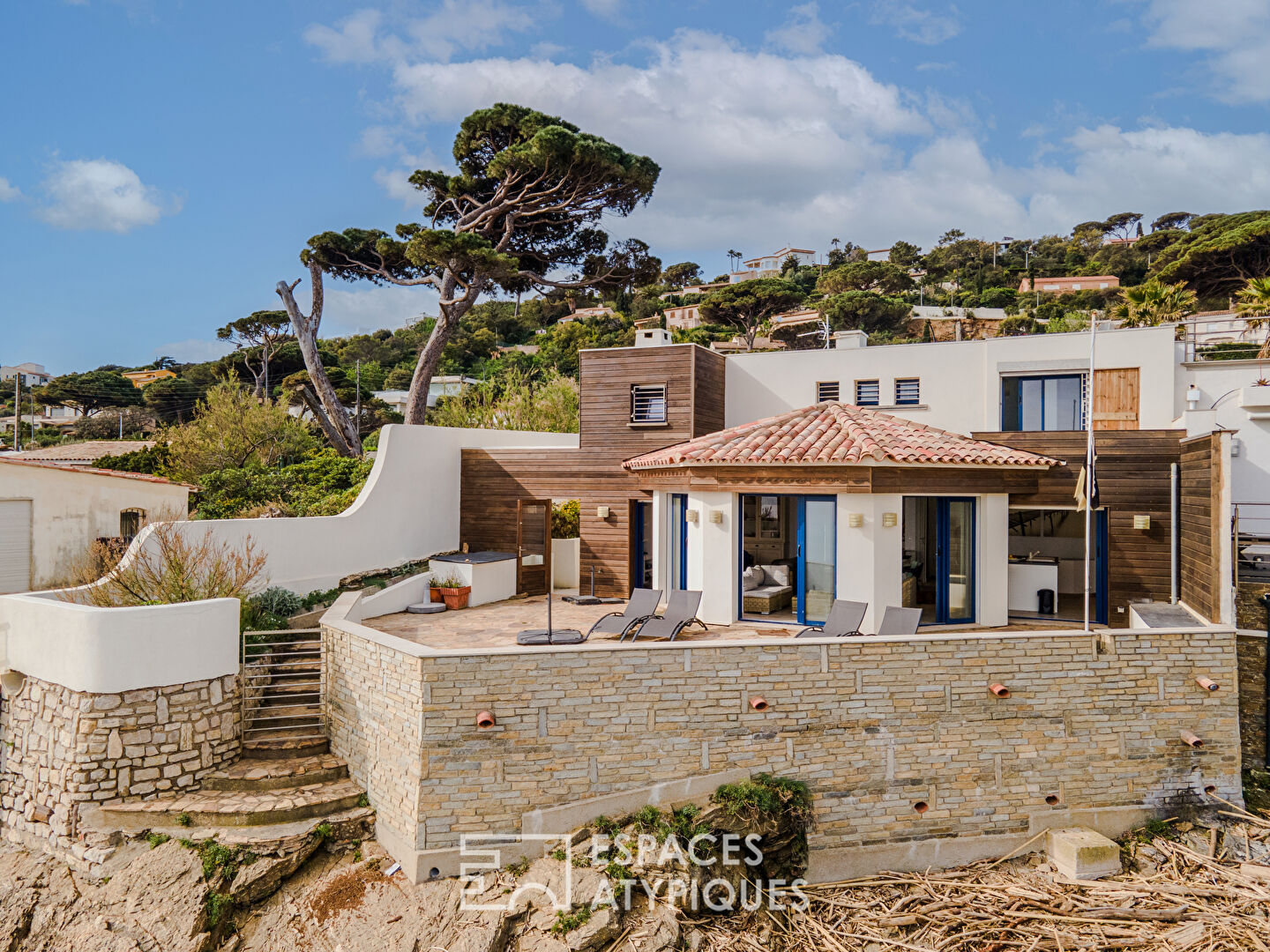 Villa les pieds dans l’eau