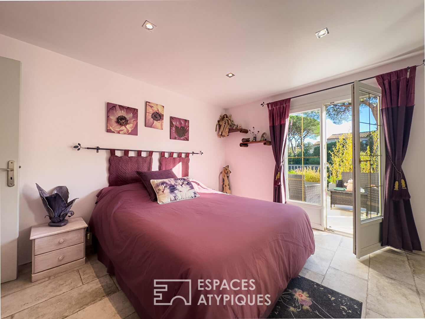 Family villa in a peaceful setting