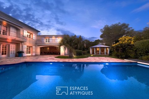 Family country house with sea view
