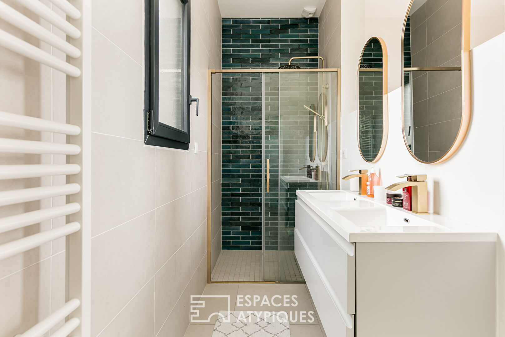Contemporary with a view of Isle Jourdain