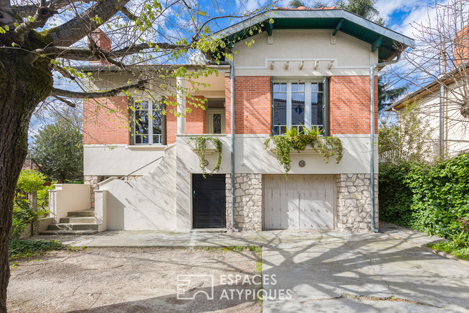 Art Deco house in the heart of the Croix Daurade district