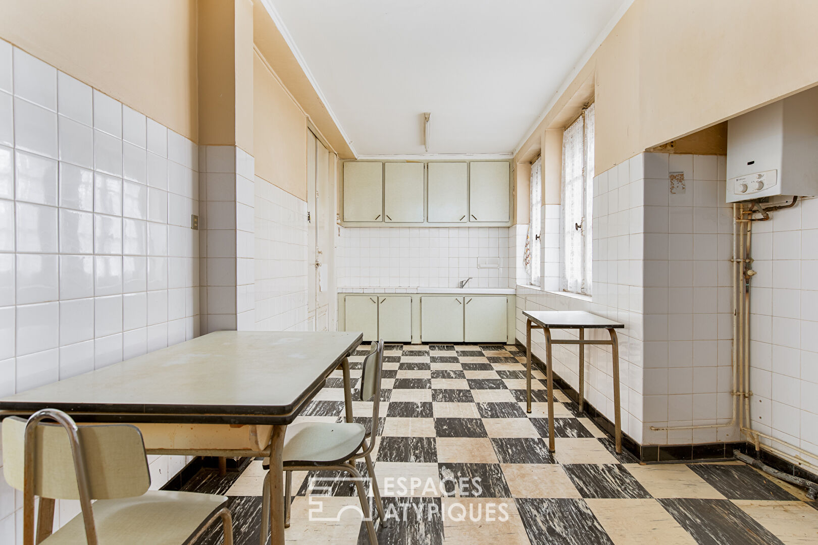 Appartement à rénover aux Carmes