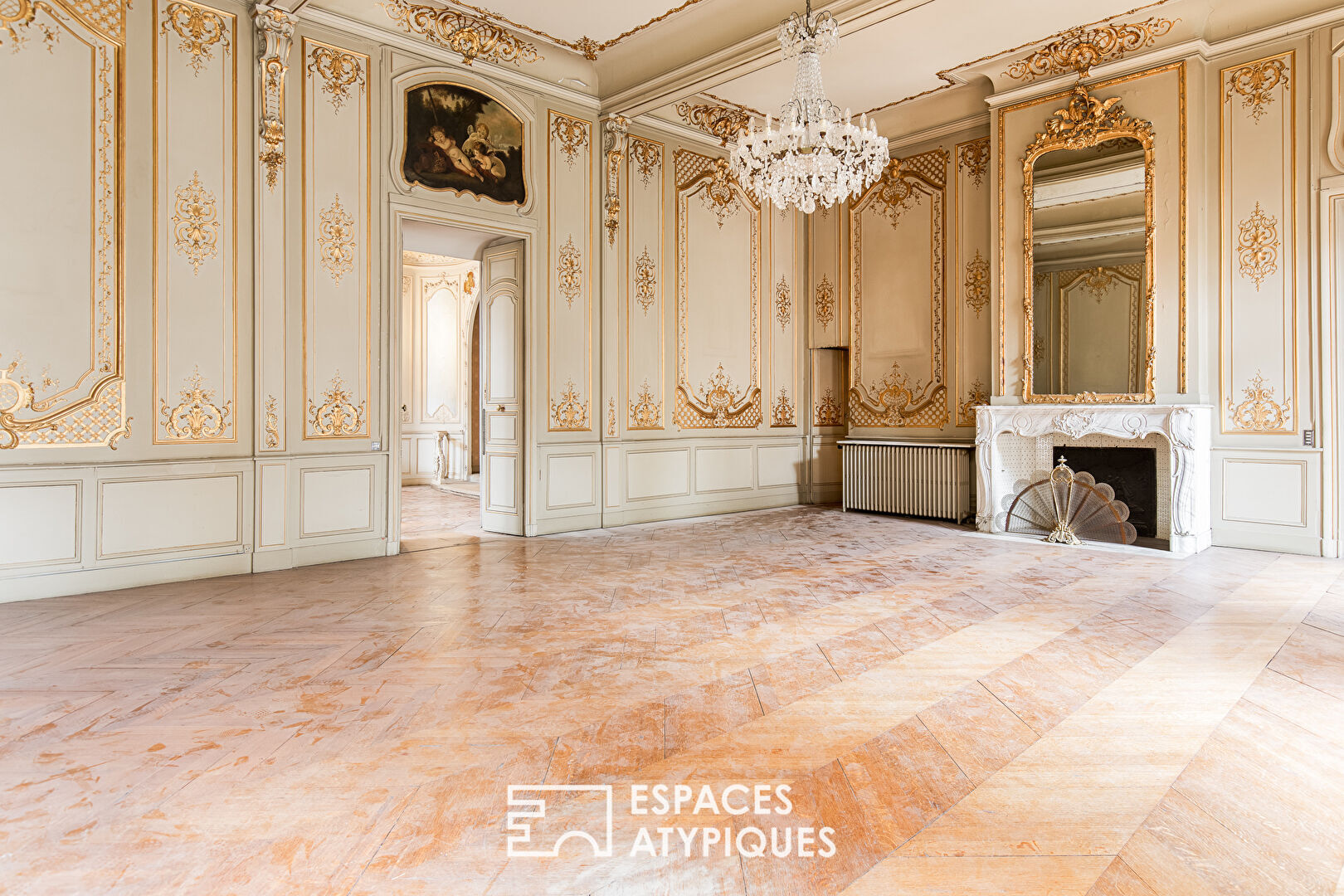 Exceptional 19th century apartment in Les Carmes