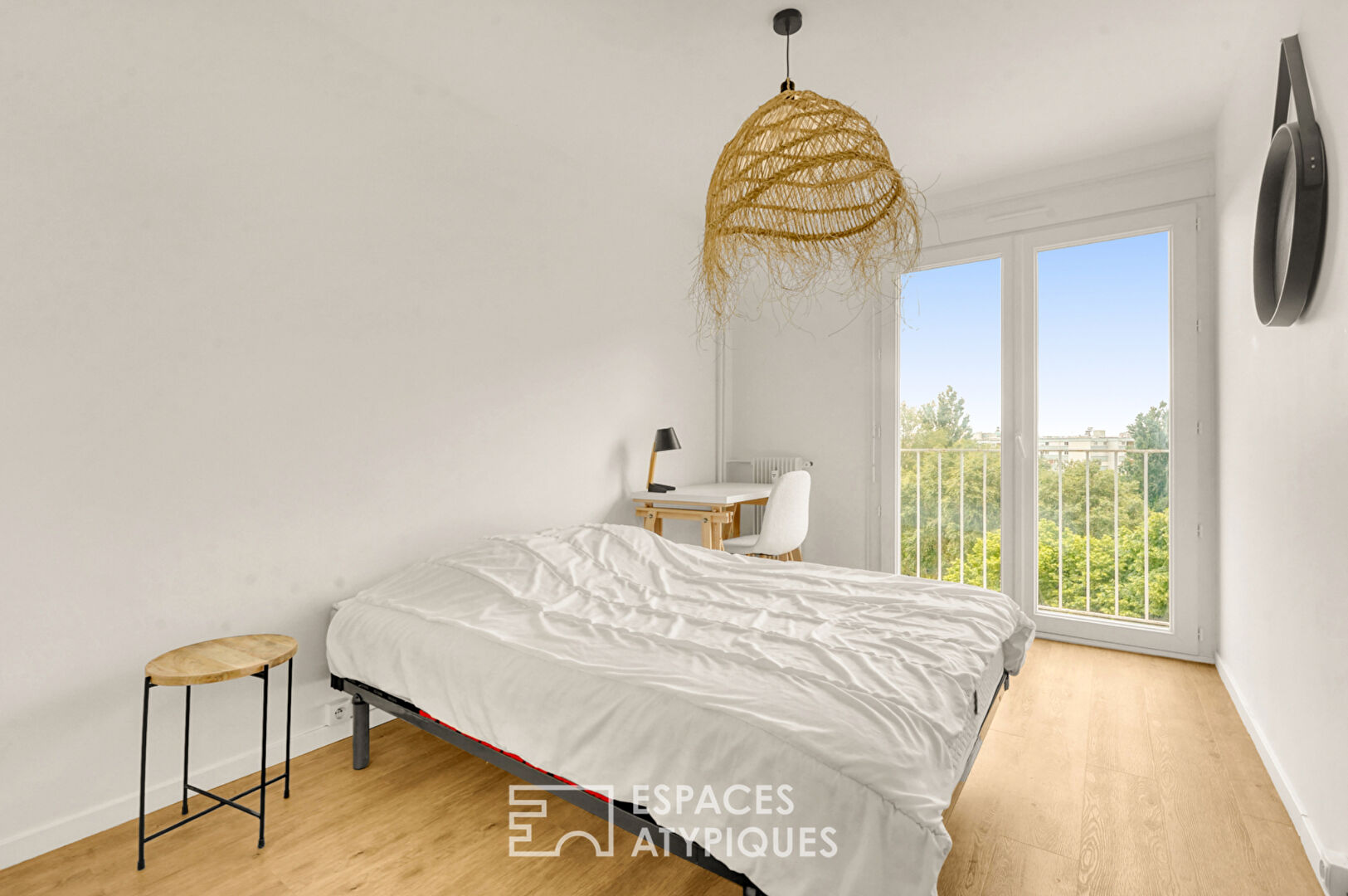 Appartement rénové avec vue dégagée à Toulouse