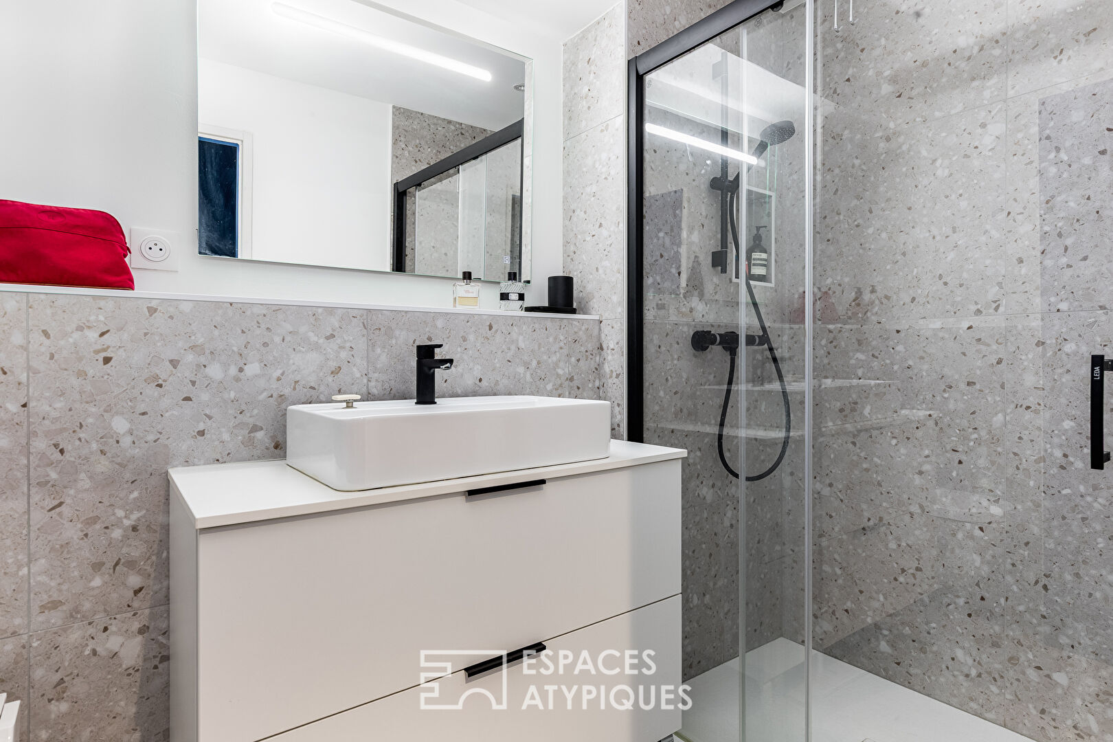 Appartement rénové par un architecte avec terrasse et vue Garonne