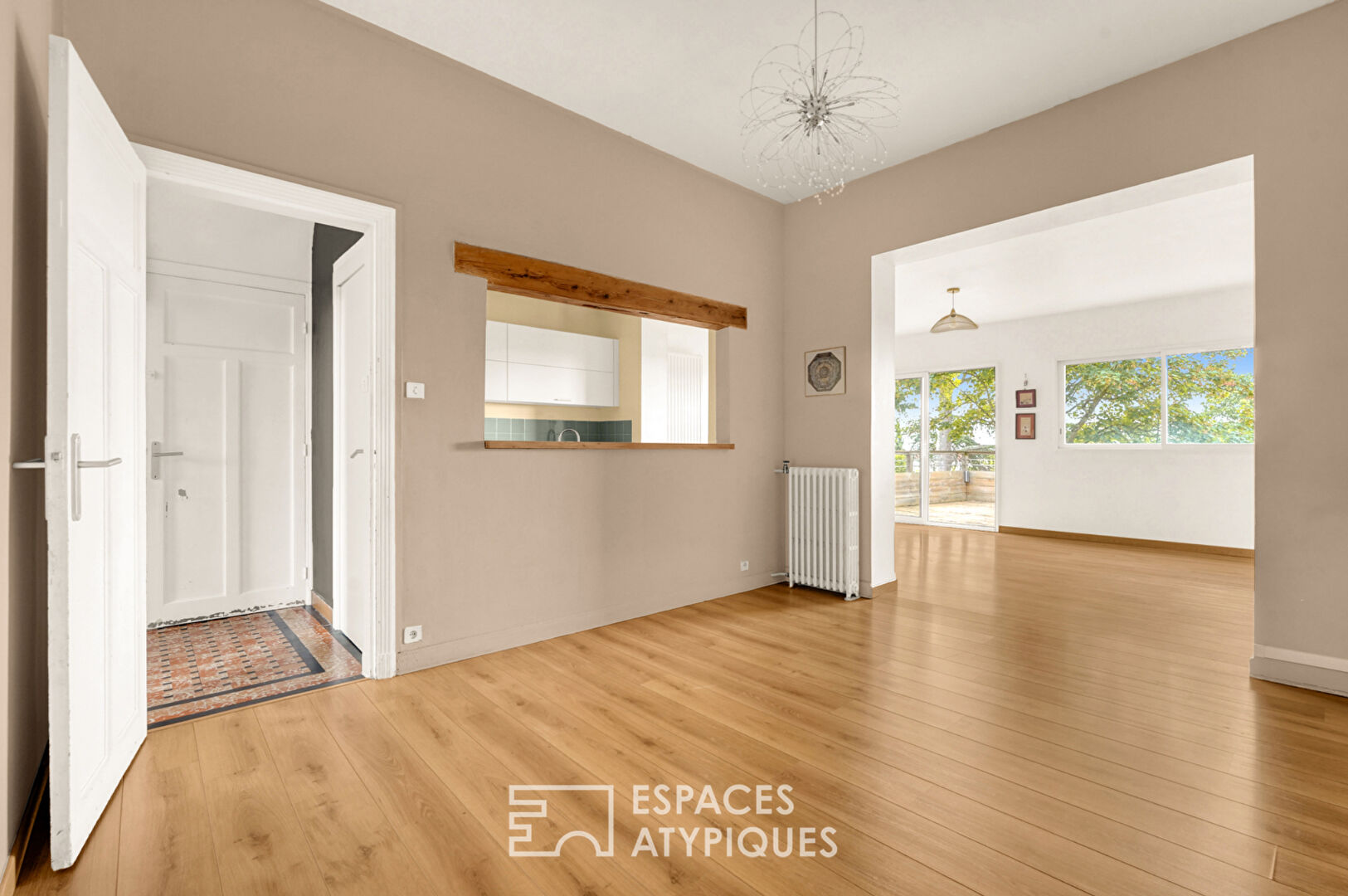 Maison de style basque avec jardin et terrrasse quartier Bonnefoy