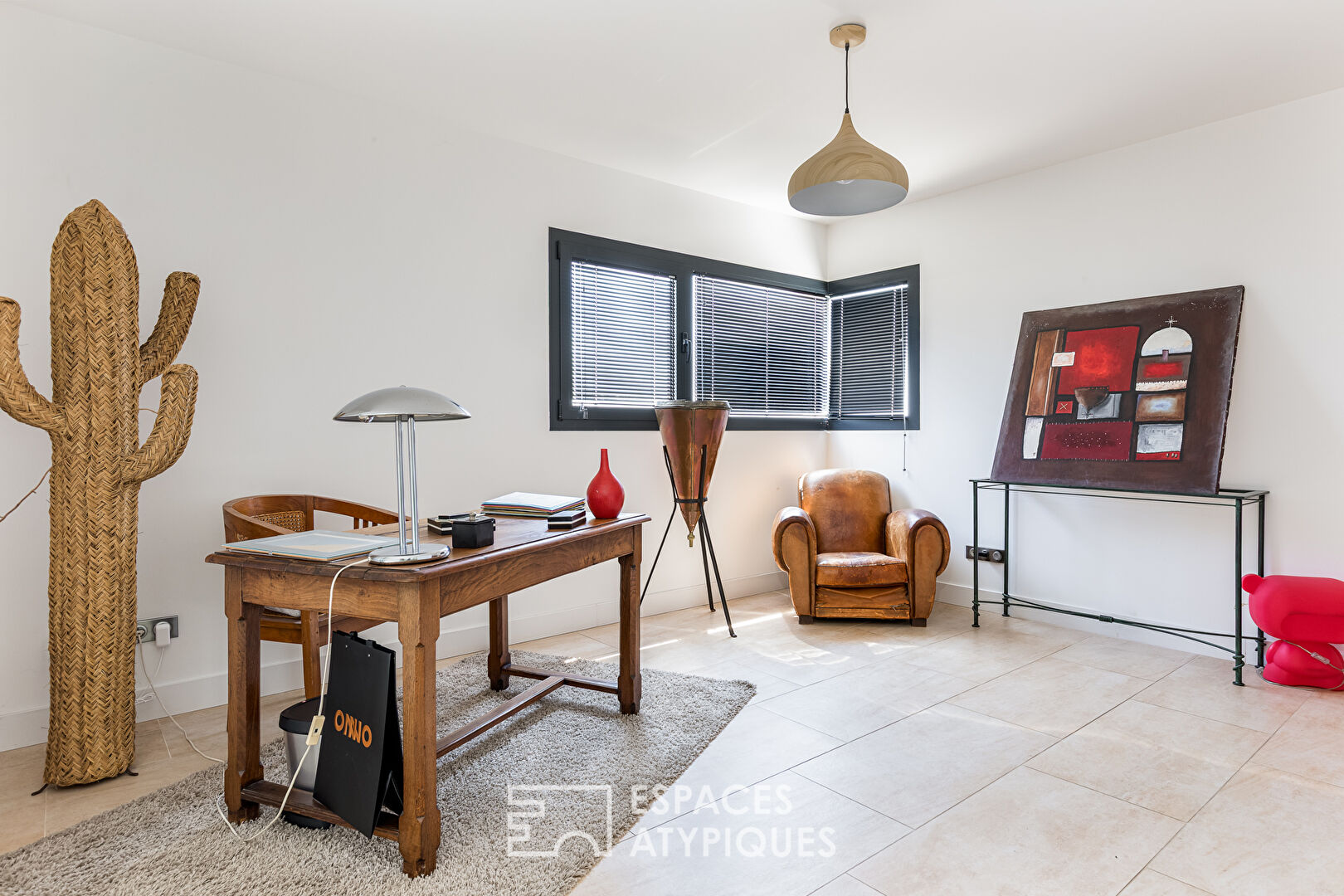 Contemporaine avec vue Pyrénées à Castelnau-d’Estrétefonds