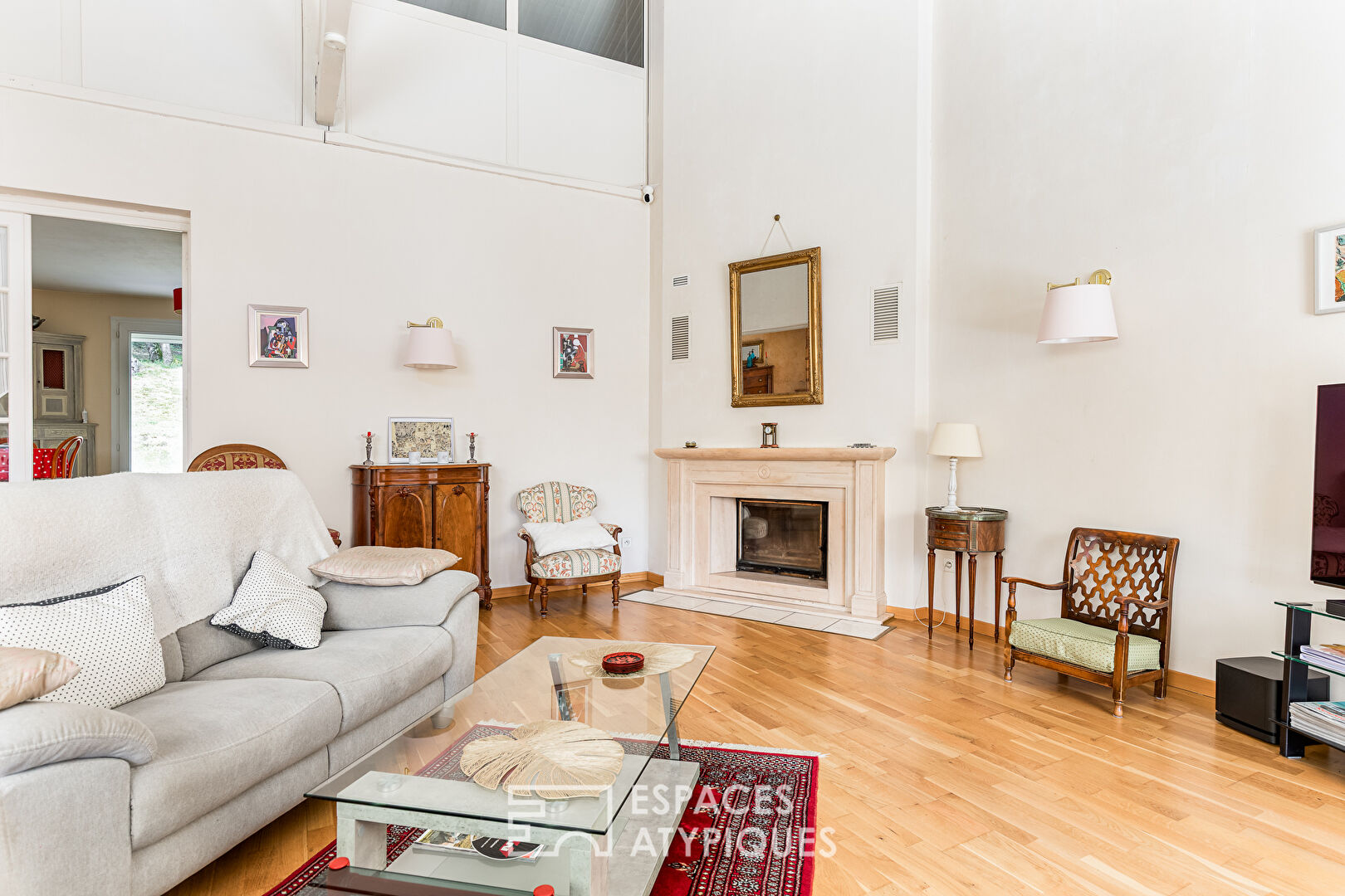 Villa with swimming pool in Saint Lys