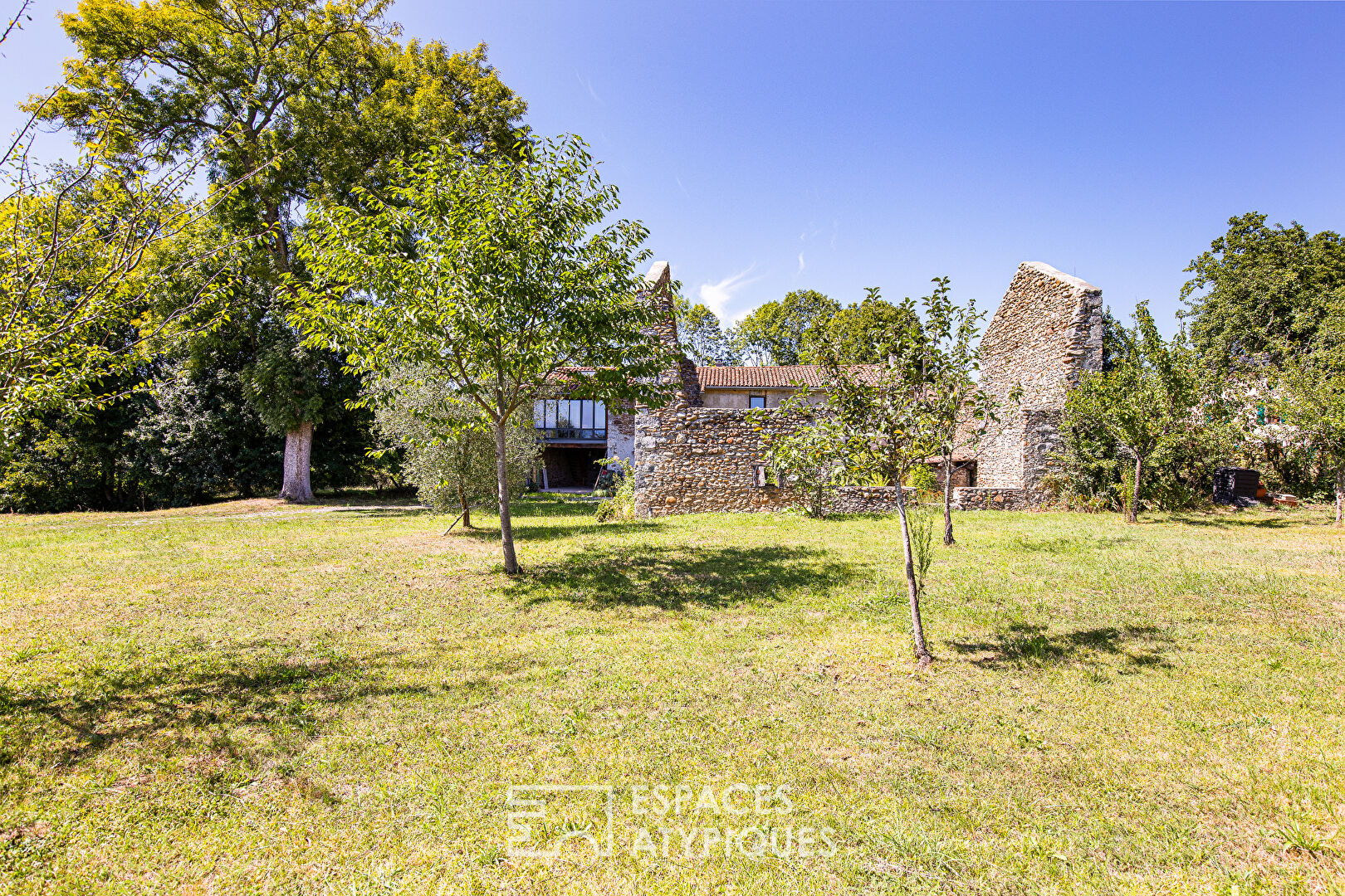 Bucolic property in Saint Paul