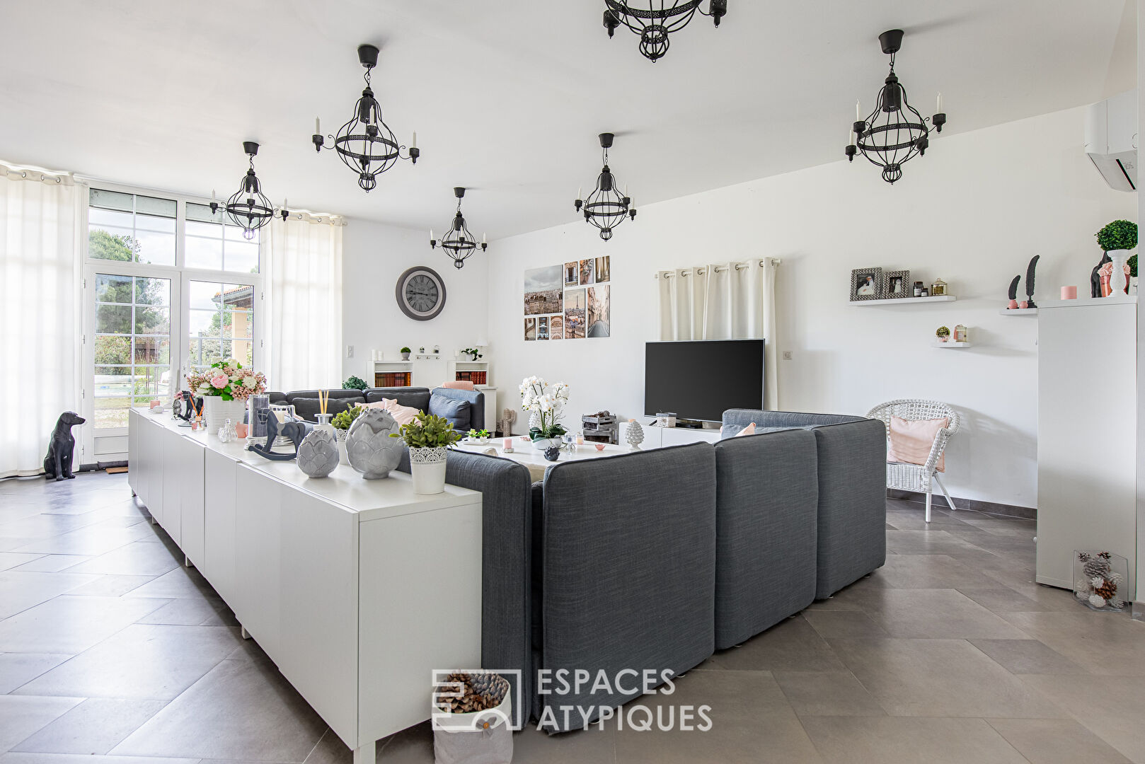 Longère house of 354sqm in Cornebarrieu