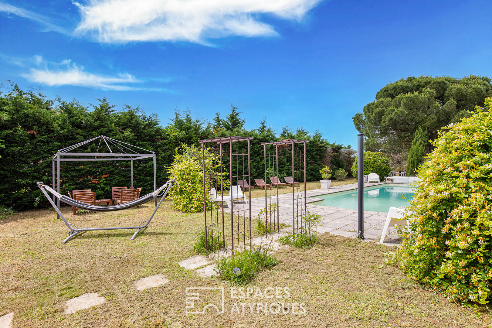 Longère house of 354sqm in Cornebarrieu