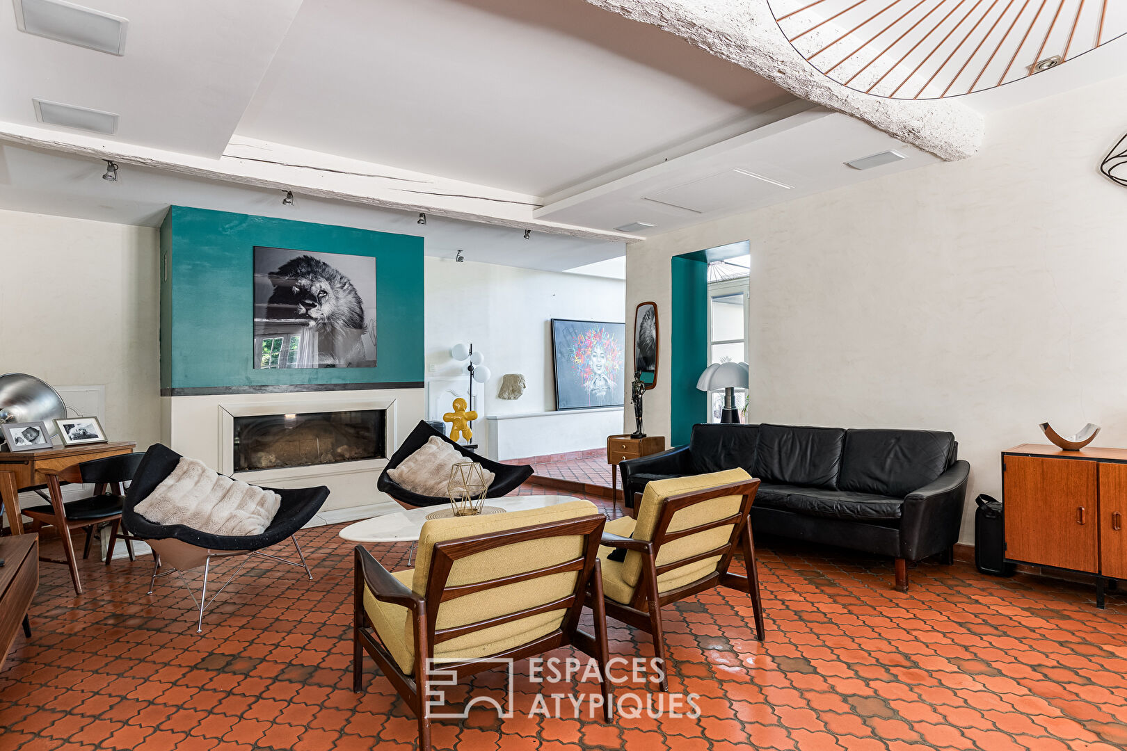 Maison de caractère rénovée avec piscine et parc arboré proche de Toulouse