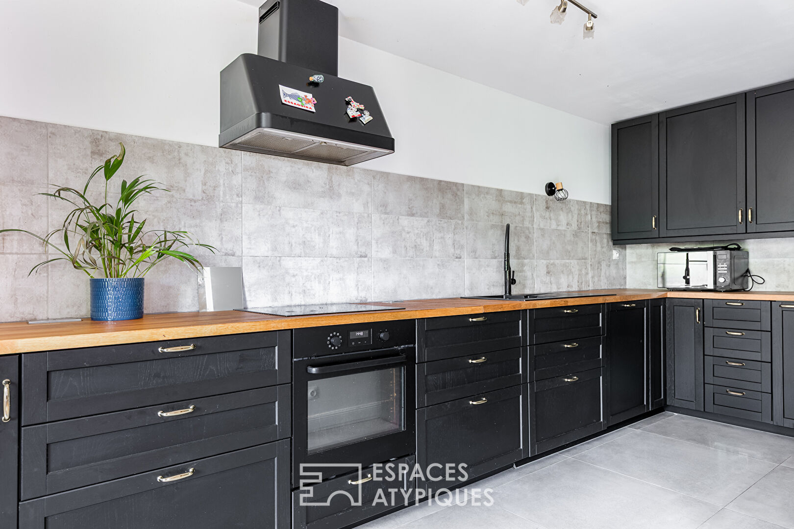 Top-floor apartment in the La Terrasse district