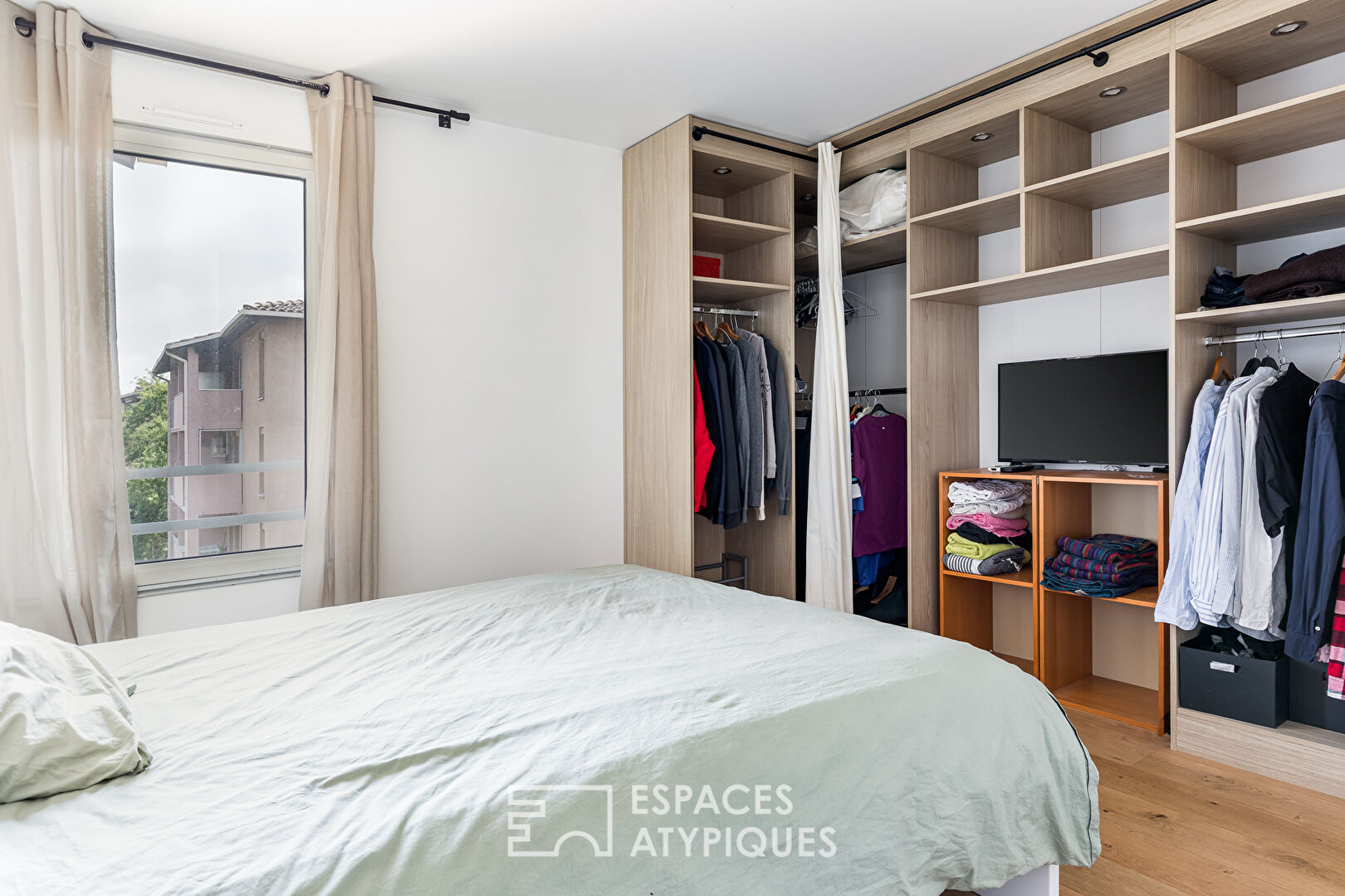 Top-floor apartment in the La Terrasse district