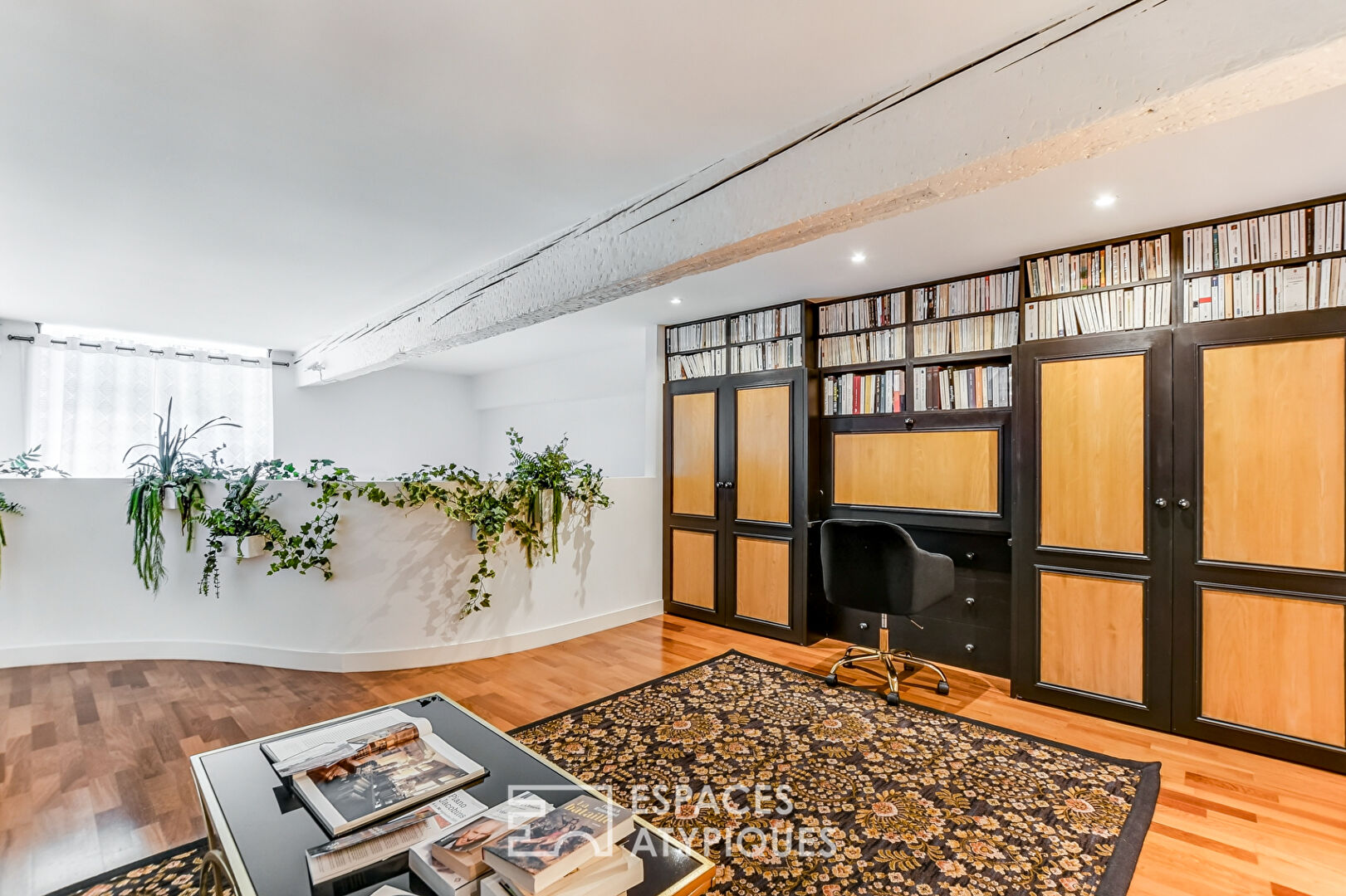 Duplex loft in a 17th-century mansion on the Capitole