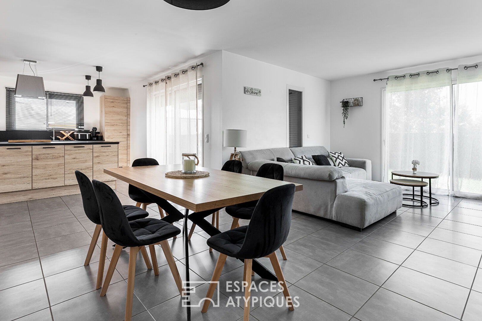 Maison contemporaine à Lavernose-Lacasse