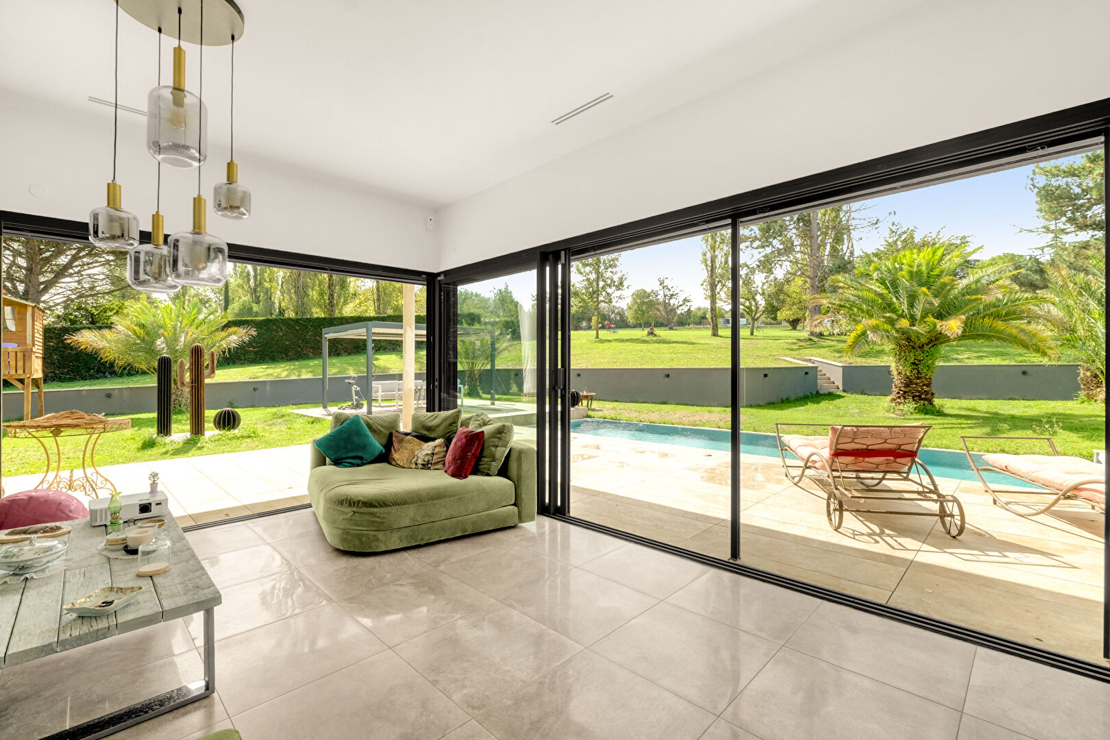 Architect-designed house on the golf course