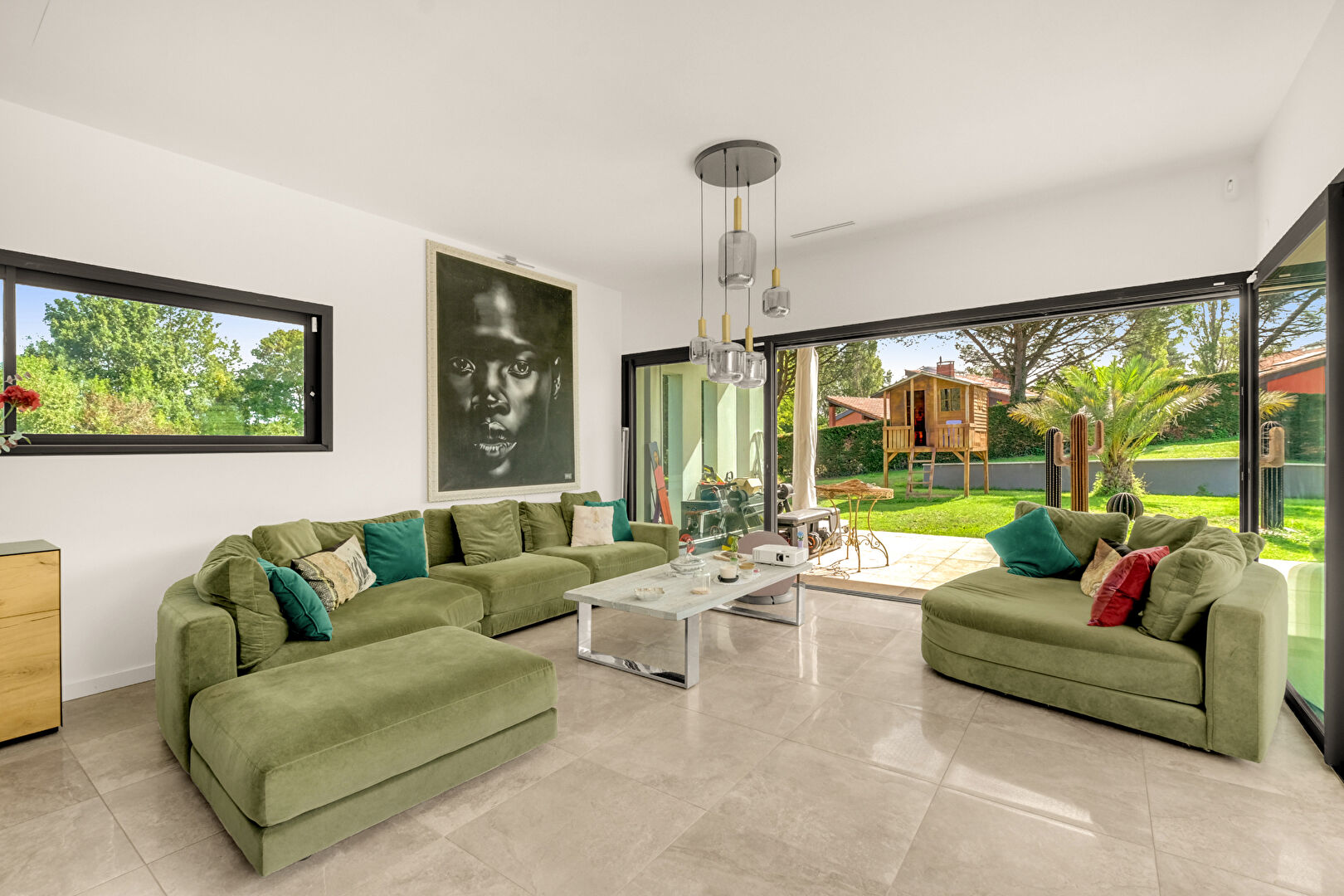 Architect-designed house on the golf course