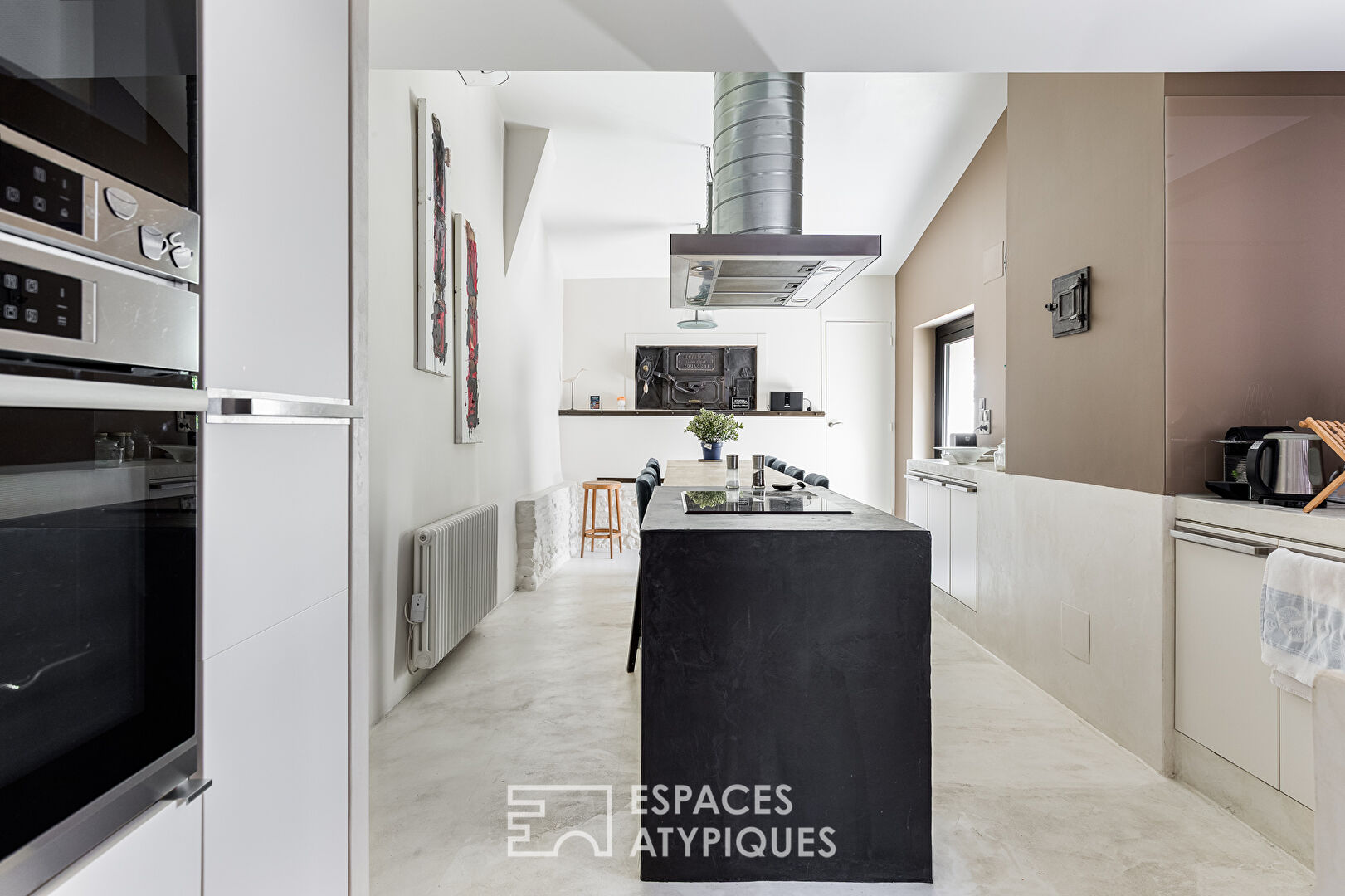 Former 19th century bakehouse converted into a town house in Cornebarrieu