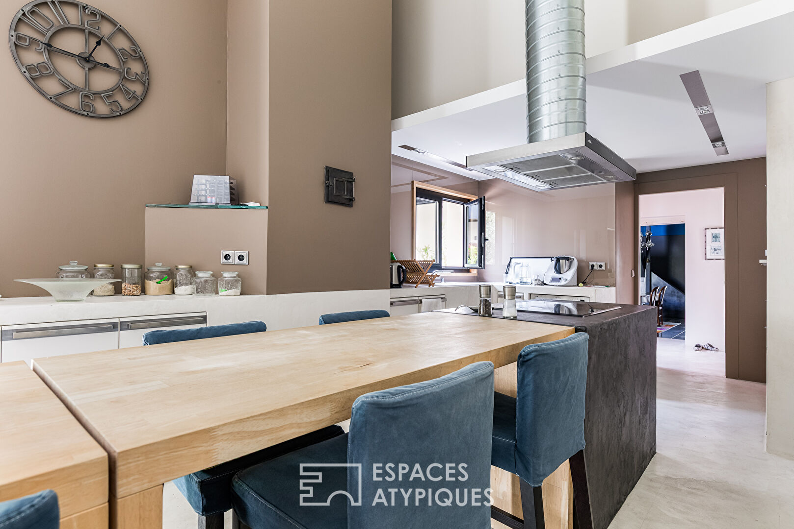 Former 19th century bakehouse converted into a town house in Cornebarrieu
