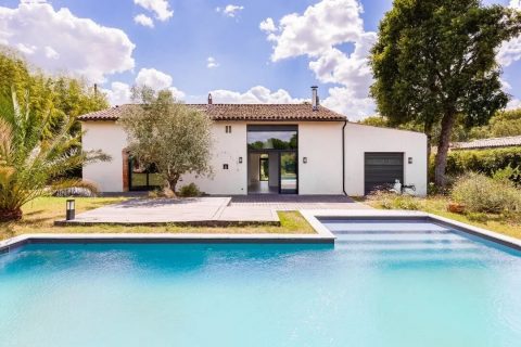 Renovated farmhouse in the Lauragais region