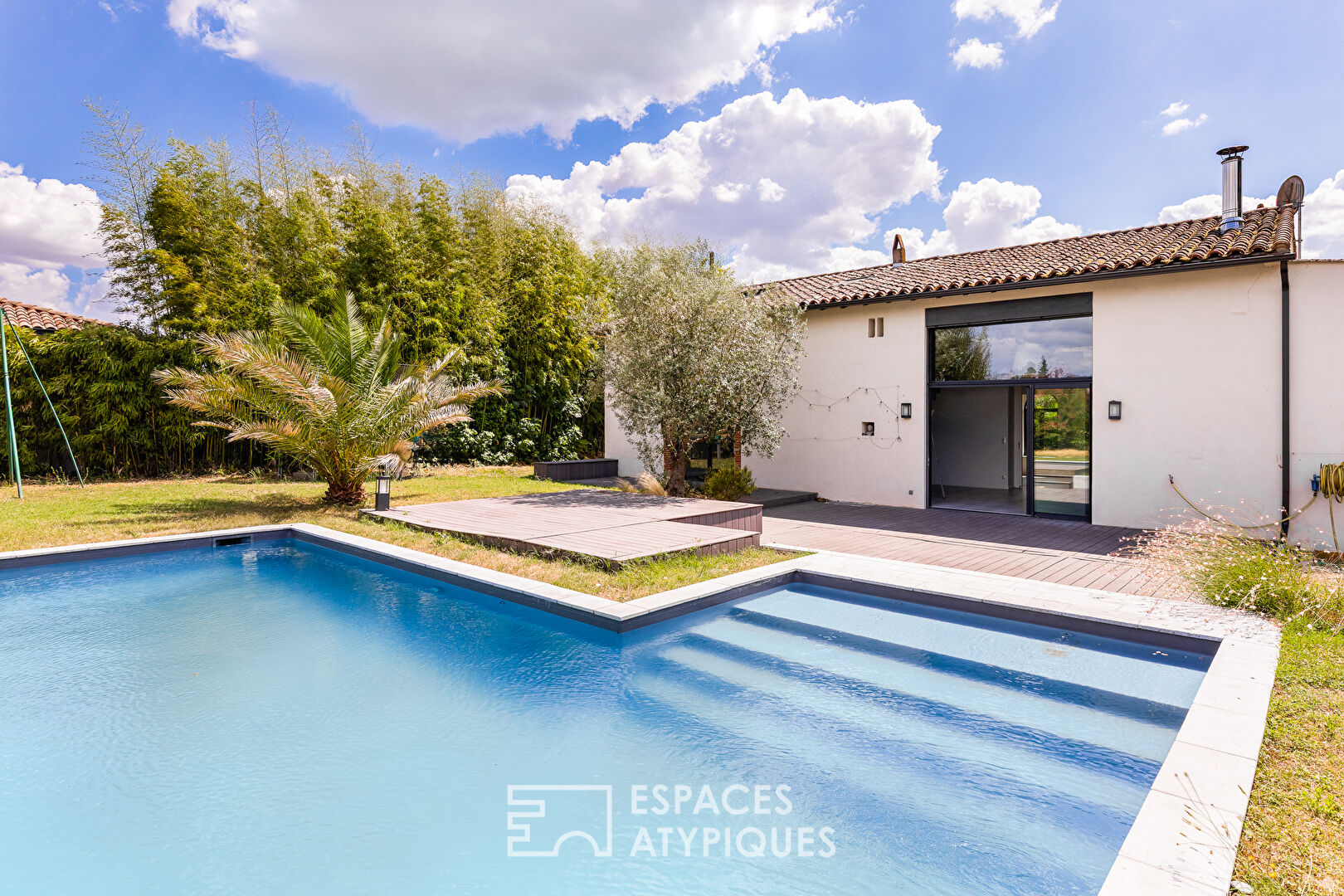 Renovated farmhouse in the Lauragais region