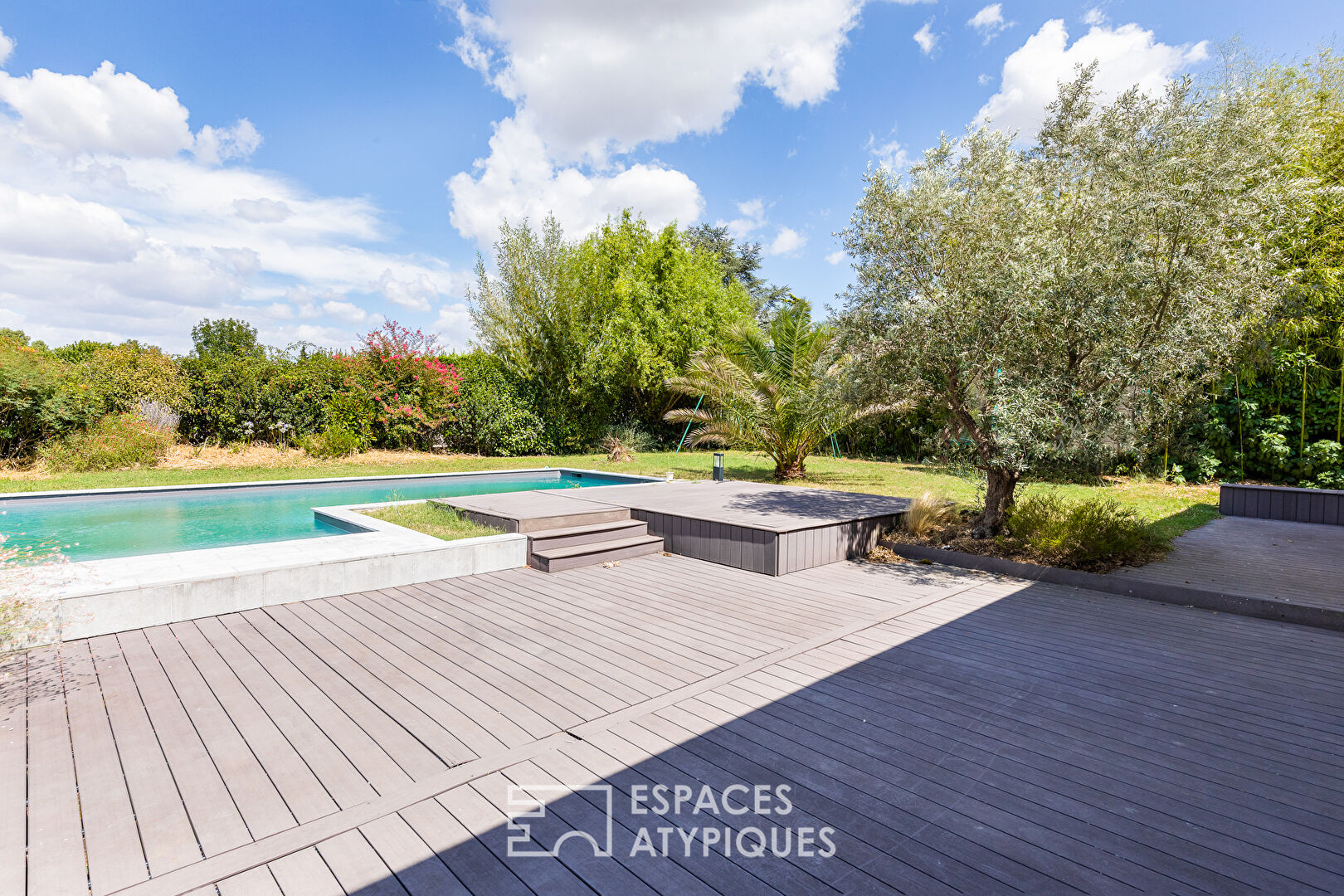 Renovated farmhouse in the Lauragais region