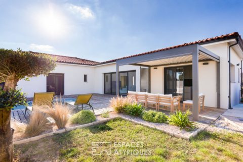 Contemporary single-storey house with swimming pool in Buzet-sur-Tarn