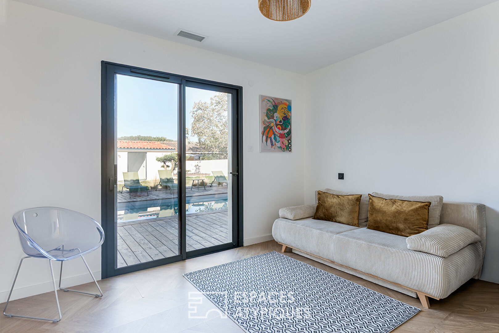 Contemporary single-storey house with swimming pool in Buzet-sur-Tarn