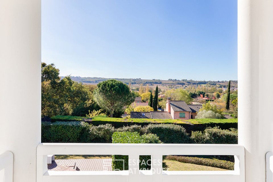 Maison familiale avec piscine et vue dégagée à Sainte-Foy-D'aigrefeuille