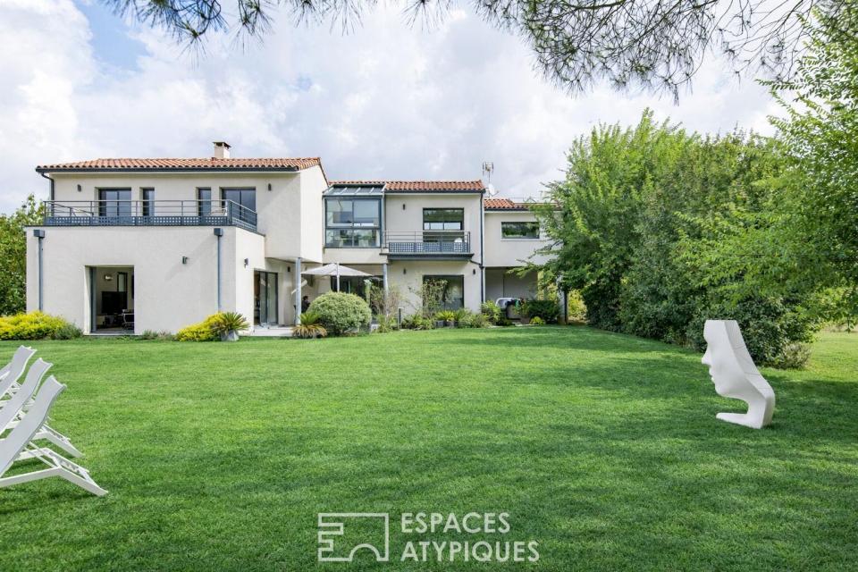 Villa d'architecte d'exception aux portes du Gers