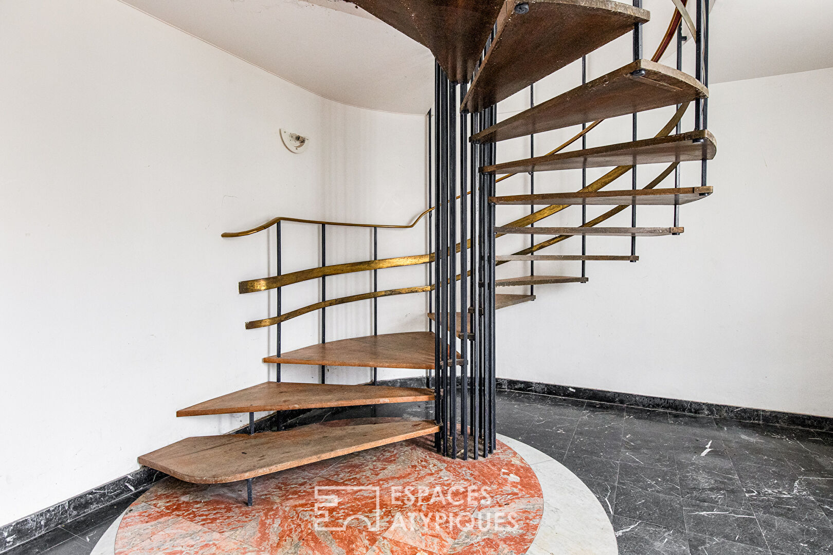 Appartement loft  avec jardin intimiste à Côte Pavée