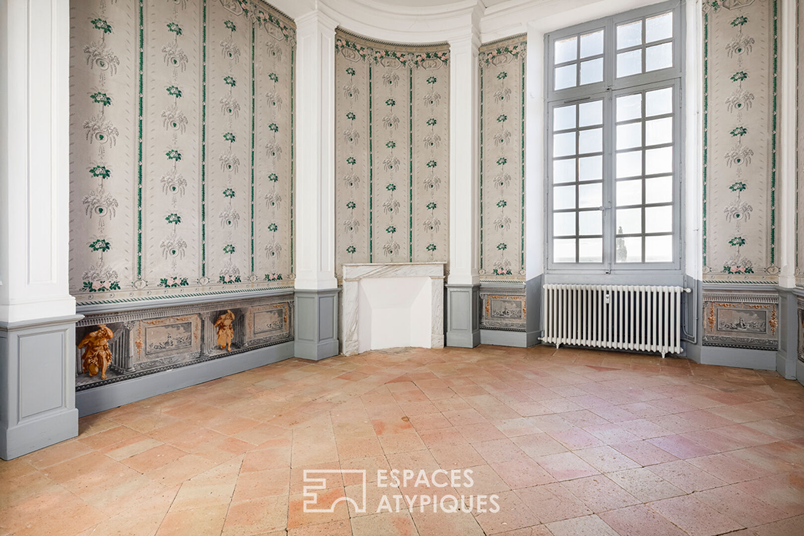 Appartement niché au coeur d’un château