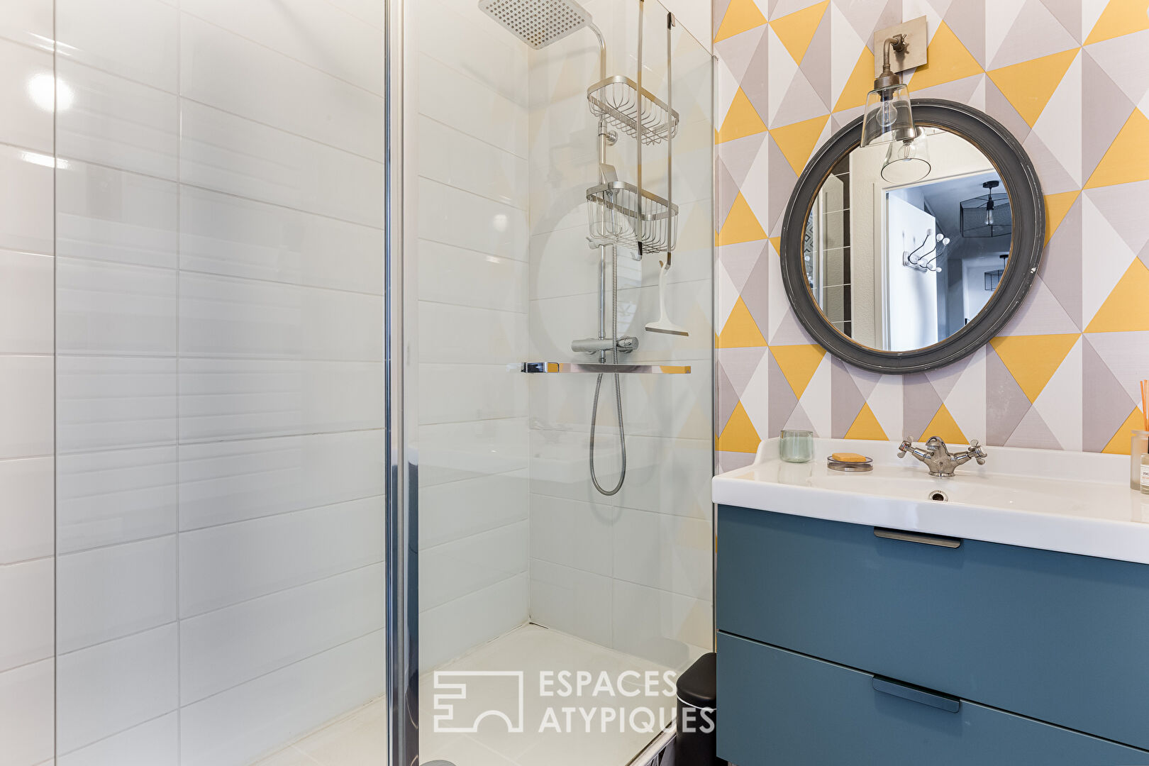 Appartement rénové avec terrasse, parking et piscine en copropriété à Toulouse