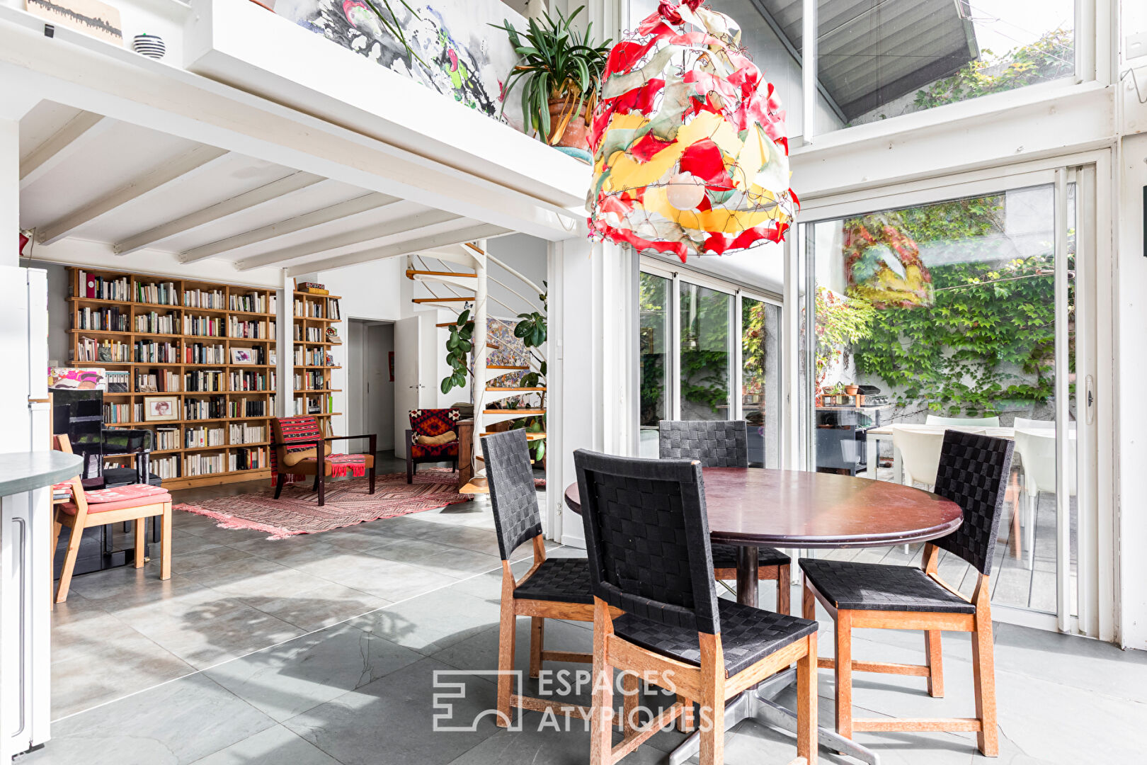 Bright architect-designed house in Toulouse