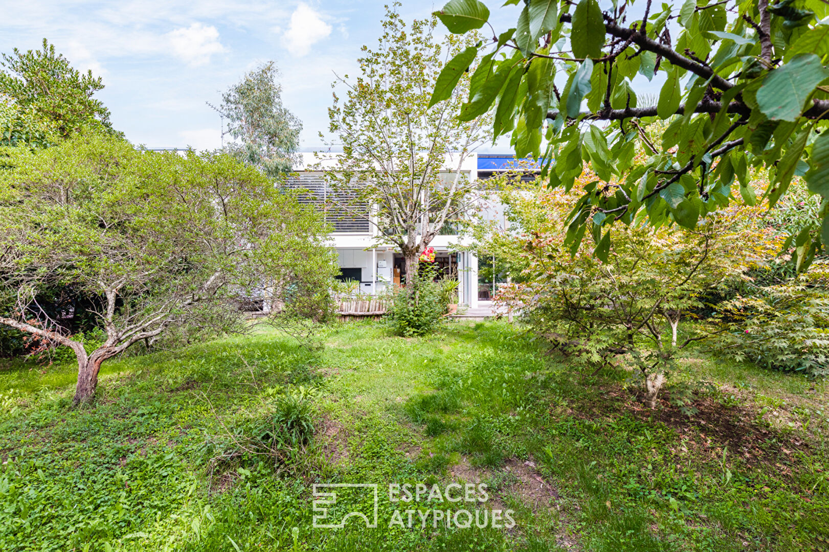 Bright architect-designed house in Toulouse