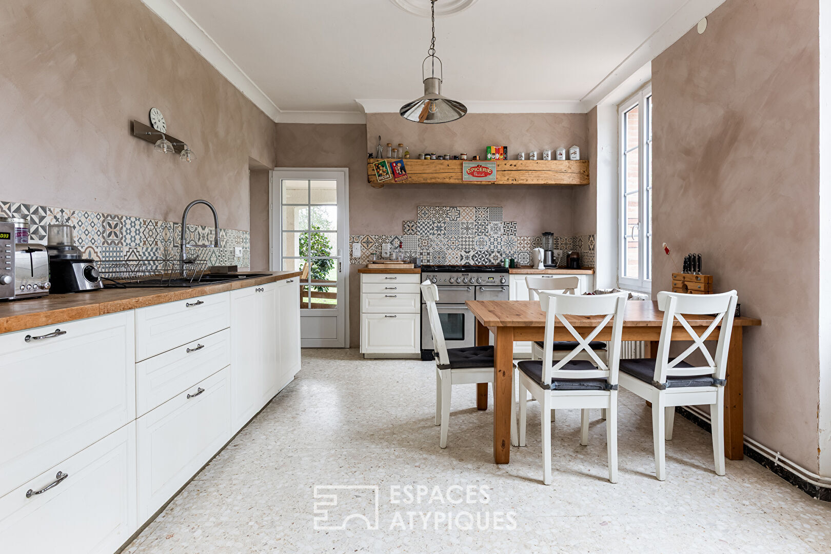 Maison de maître au coeur d&rsquo;un parc arboré à Lherm