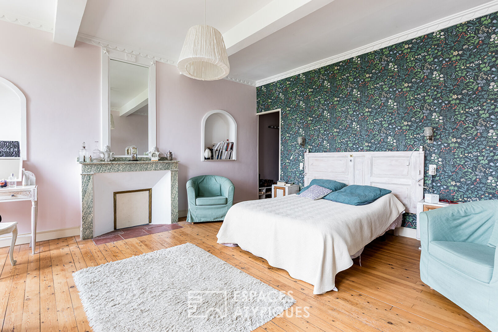 Maison de maître au coeur d&rsquo;un parc arboré à Lherm