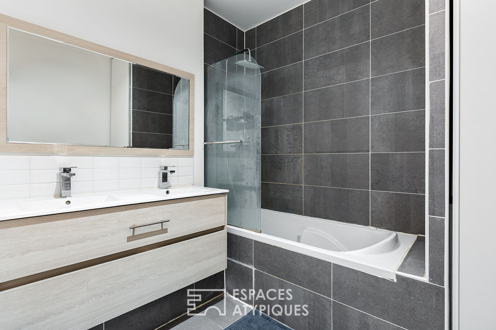 Appartement moderne avec terrasse aux Sept Deniers