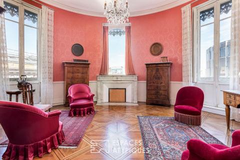 Upscale apartment in the city center