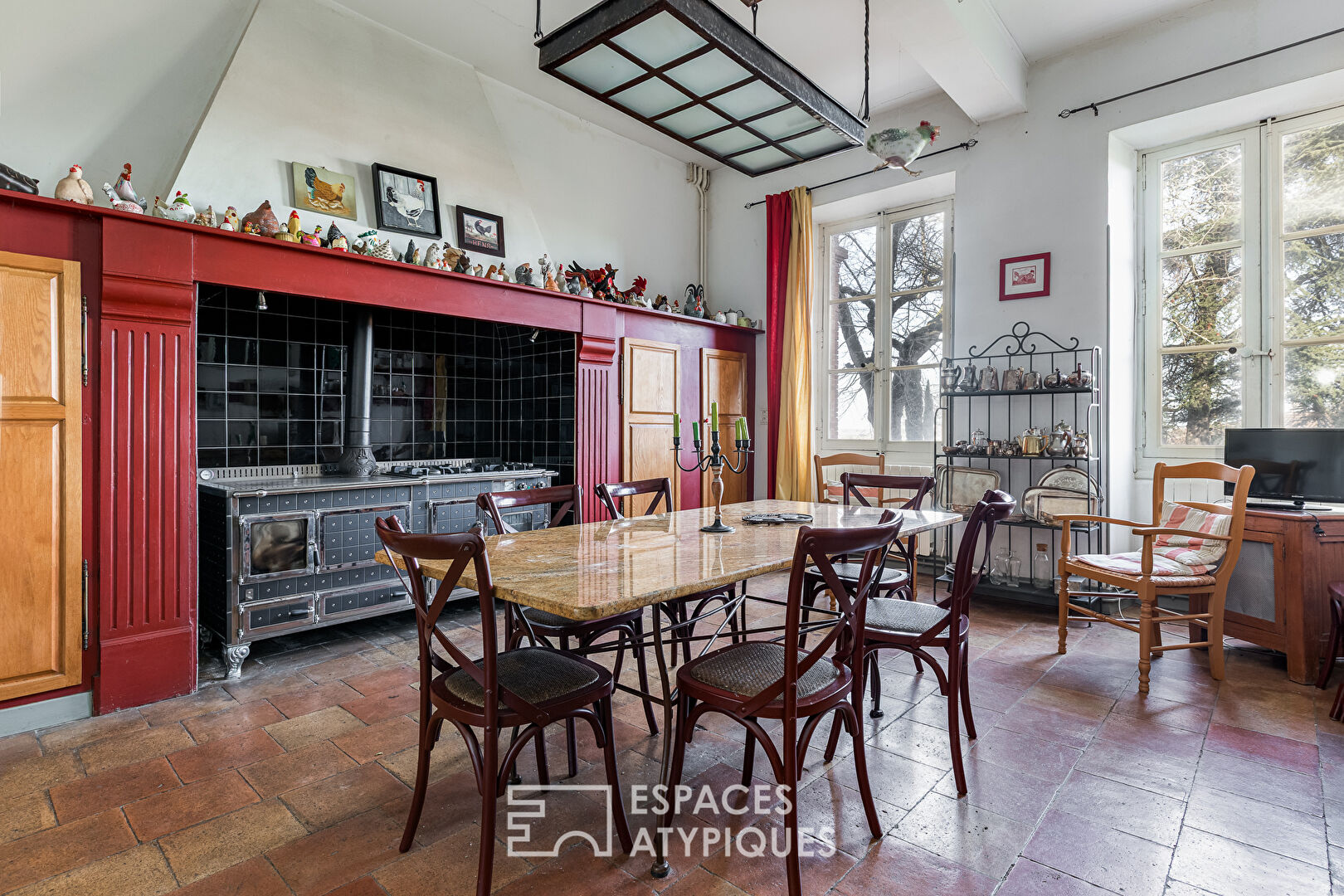 Presbytère réhabilité avec parc et piscine aux portes de Toulouse