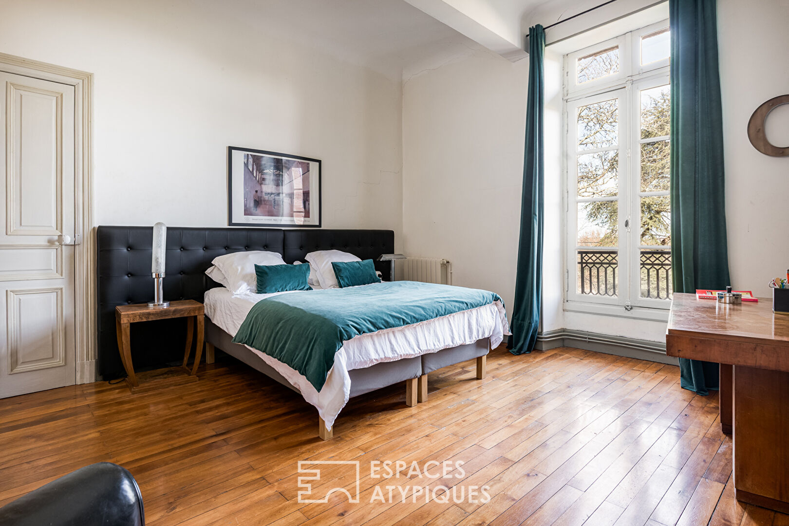 Presbytère réhabilité avec parc et piscine aux portes de Toulouse