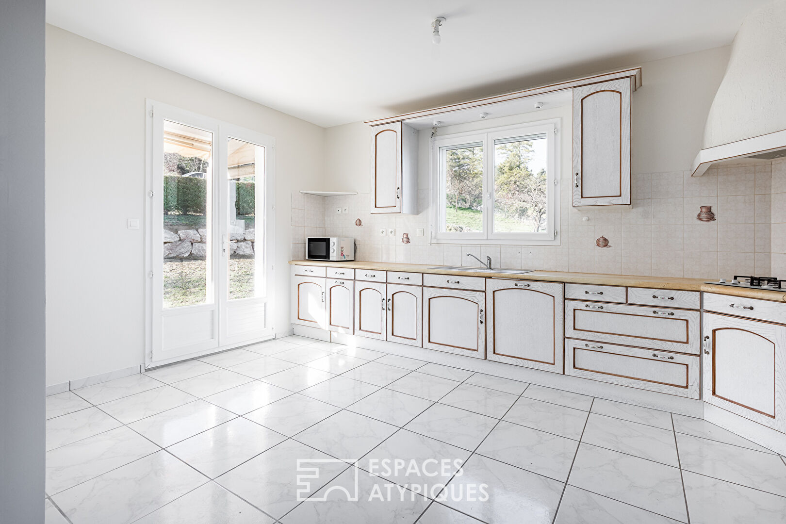 Maison familiale de plain pied à Caraman