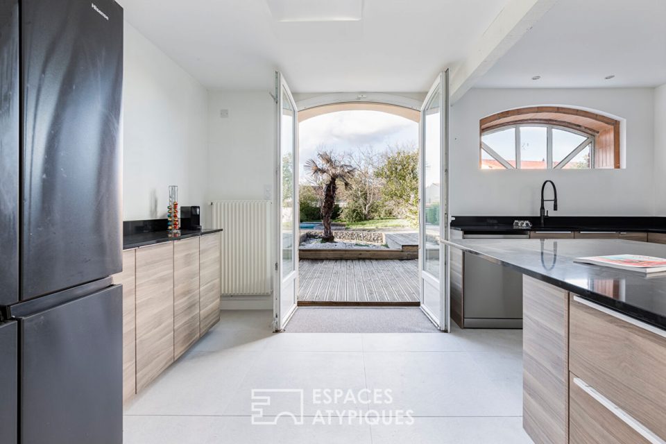 Ancienne Bergerie rénovée et son jardin avec piscine