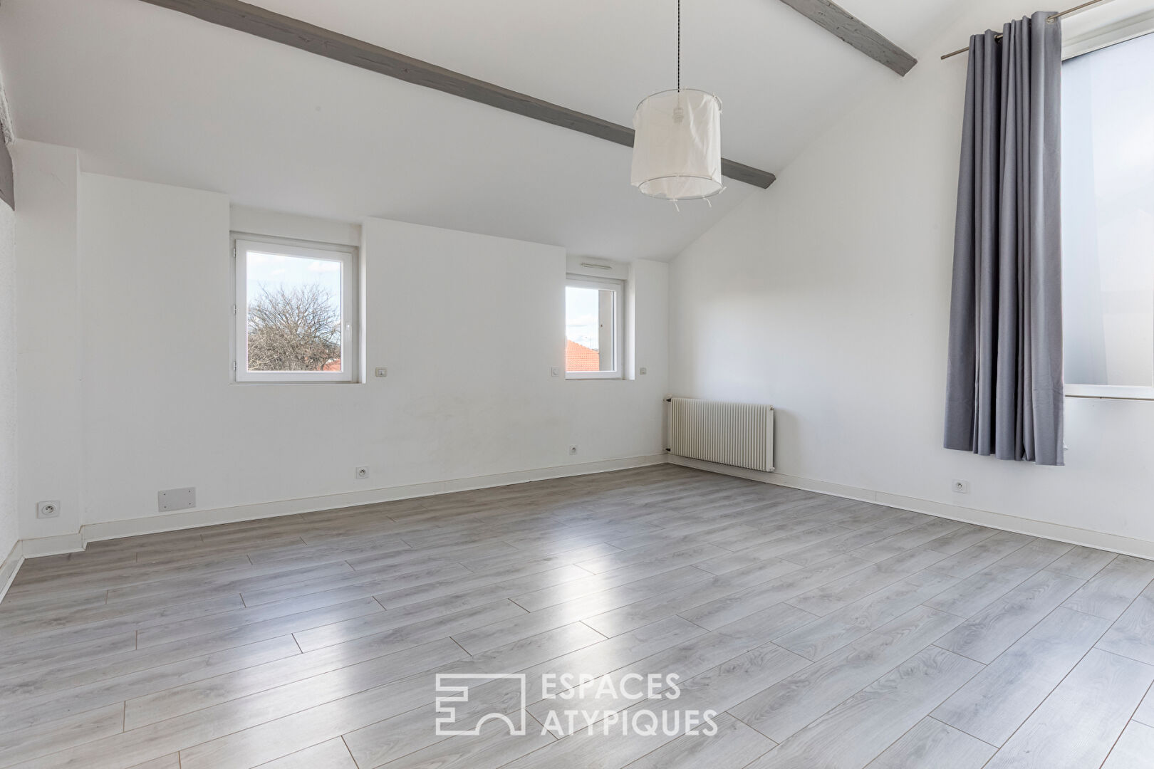 Ancienne Bergerie rénovée et son jardin avec piscine