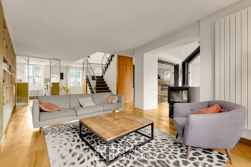 Maison rénovée avec piscine et dépendance au Pont des Demoiselles