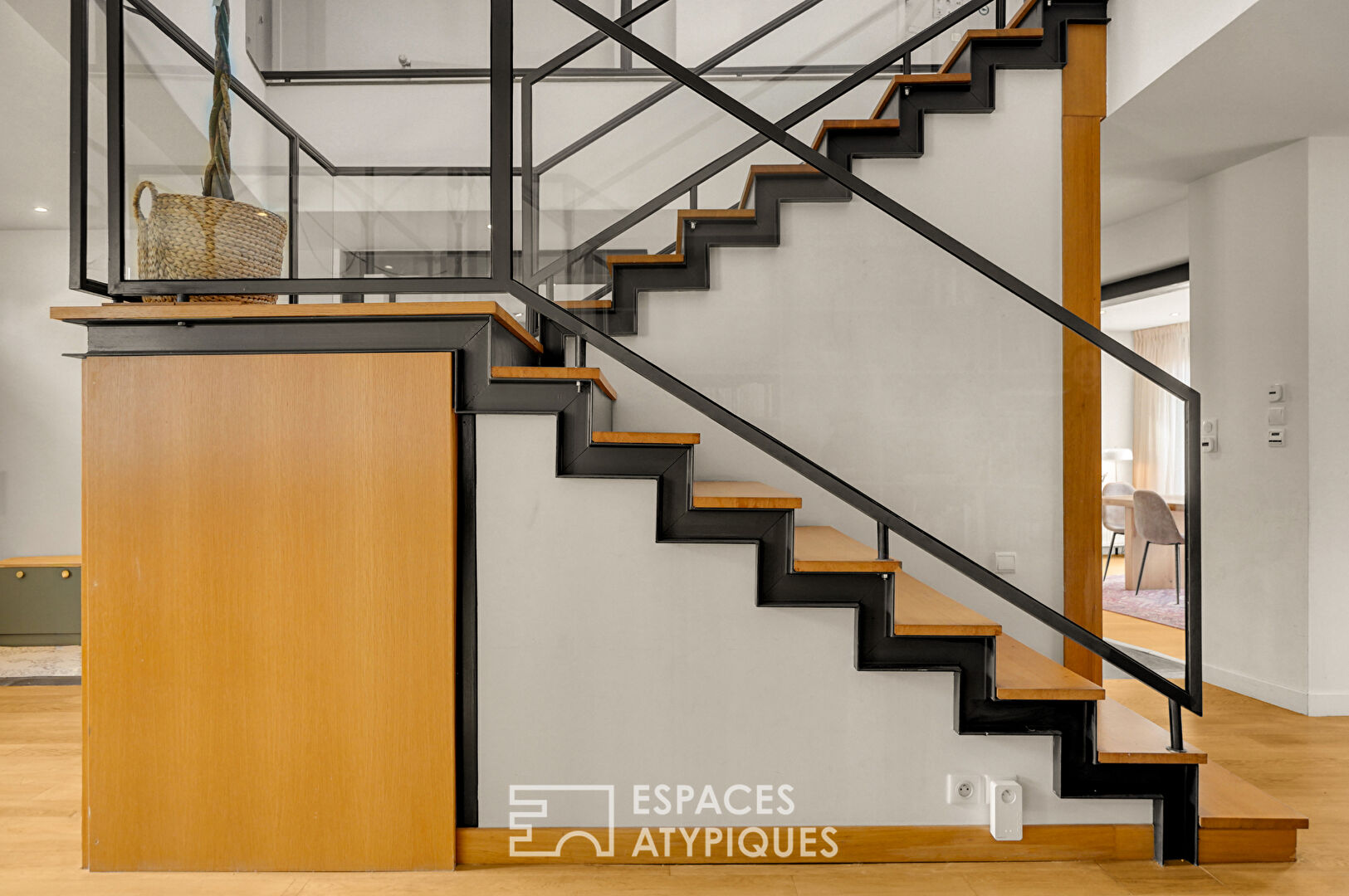 Maison rénovée avec piscine et dépendance au Pont des Demoiselles