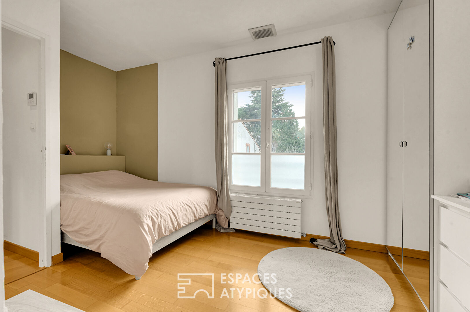 Maison rénovée avec piscine et dépendance au Pont des Demoiselles