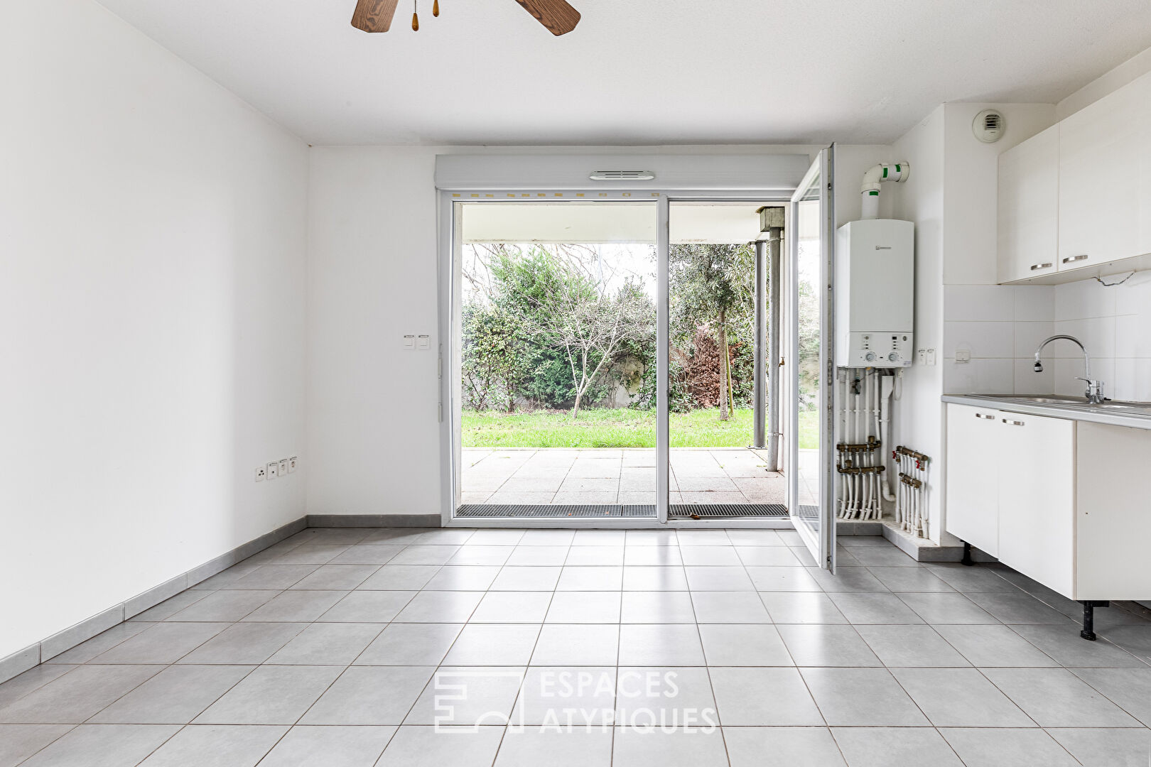 Appartement avec terrasse et jardin