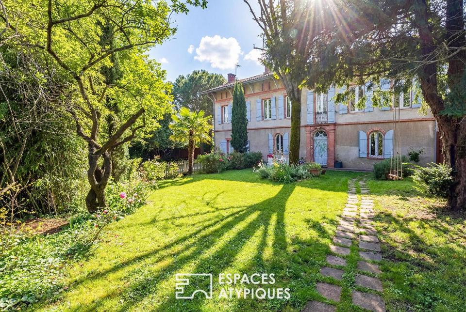 Toulousaine avec son parc arboré et piscine proche de la Côte Pavée et Balma
